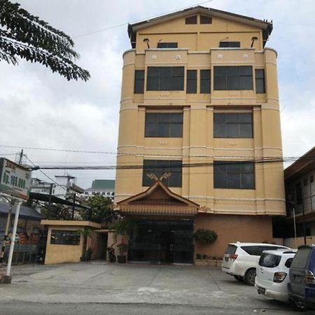 西辛加曼贾拉加萨布里纳酒店 北干巴鲁 外观 照片