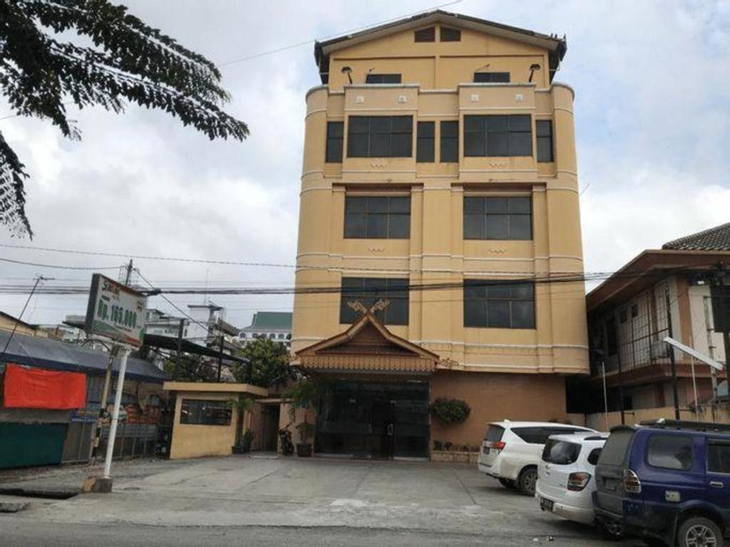 西辛加曼贾拉加萨布里纳酒店 北干巴鲁 外观 照片